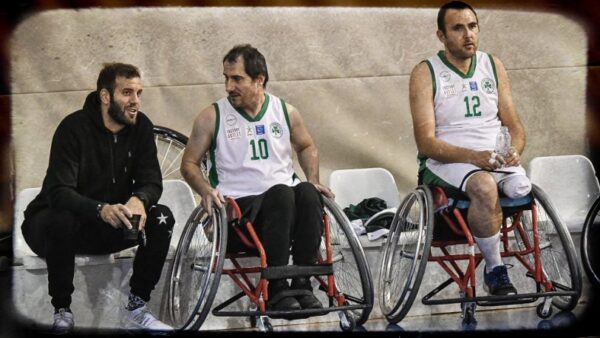 Κατωπόδης και στο μπάντμιντον!