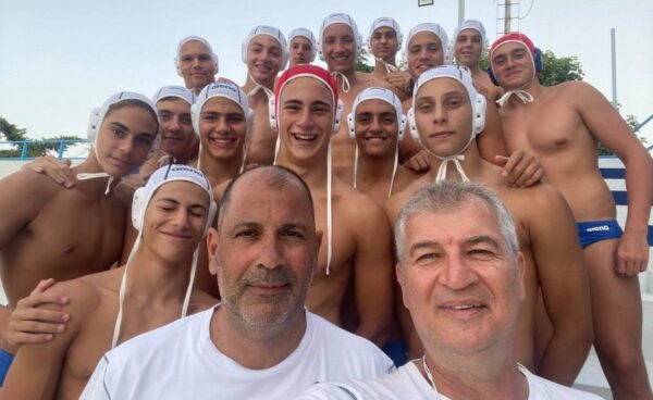 Άνετη πρόκριση για την Εθνική Παίδων στο πόλο