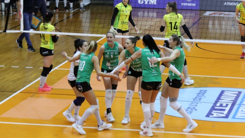 Panathinaikos win the first match
