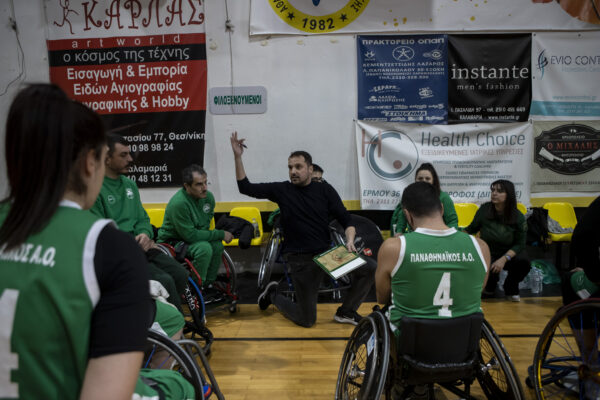 Πάντα πρώτος