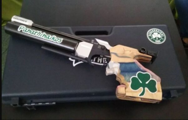 Μαχητικά «τριφυλλάκια»