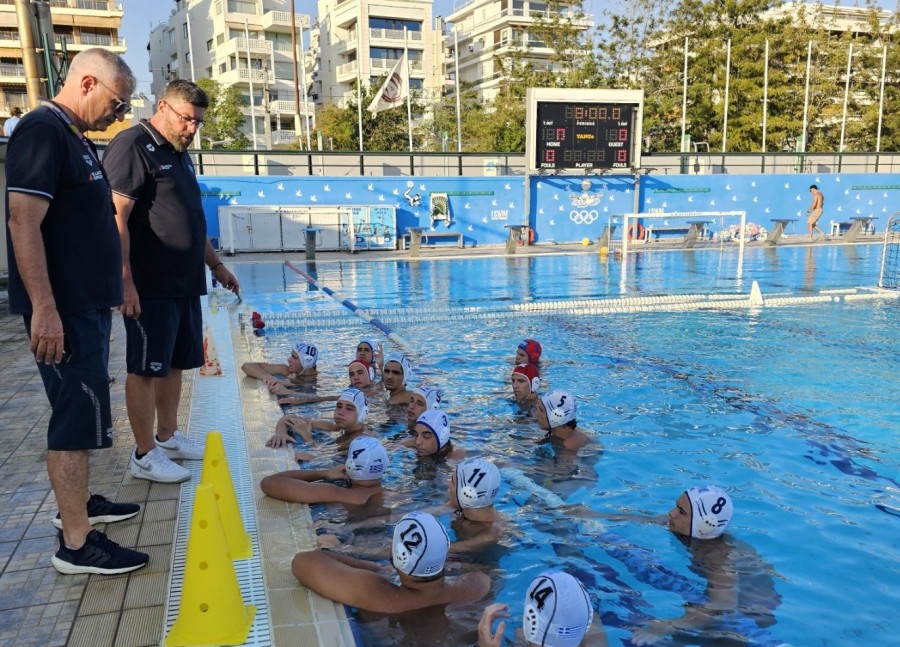 Νίκη στην πρεμιέρα με τρεις «πράσινους»