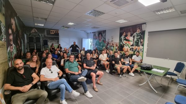 Πρώτη συγκέντρωση στο Κορωπί για το γυναικείο τμήμα ποδοσφαίρου