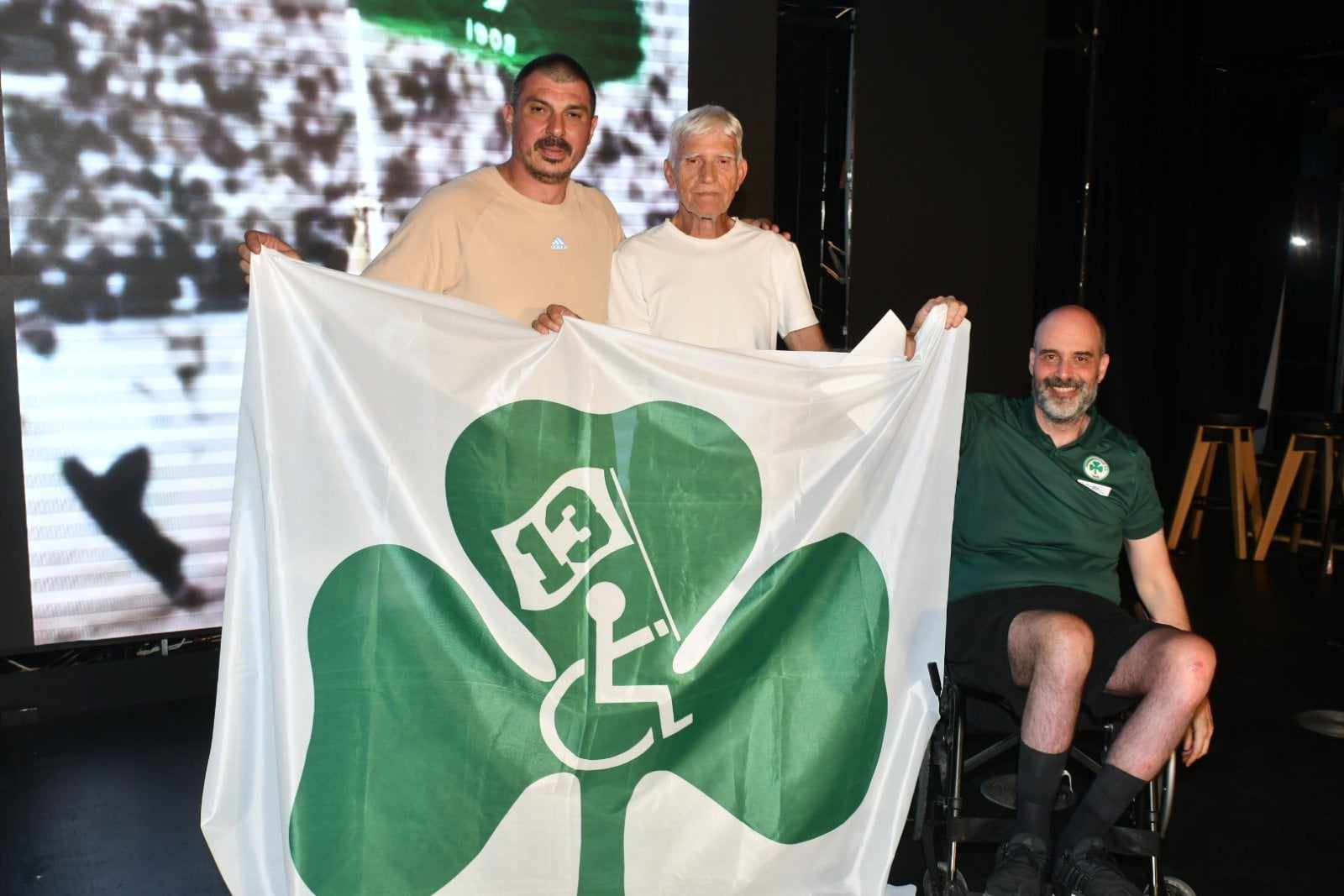 Σύλλογος…Τεράστιος! (pics και vid)