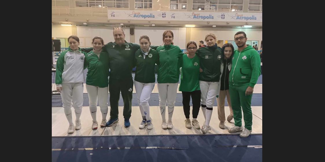 Μια ενδεκάδα «τριφύλλια»