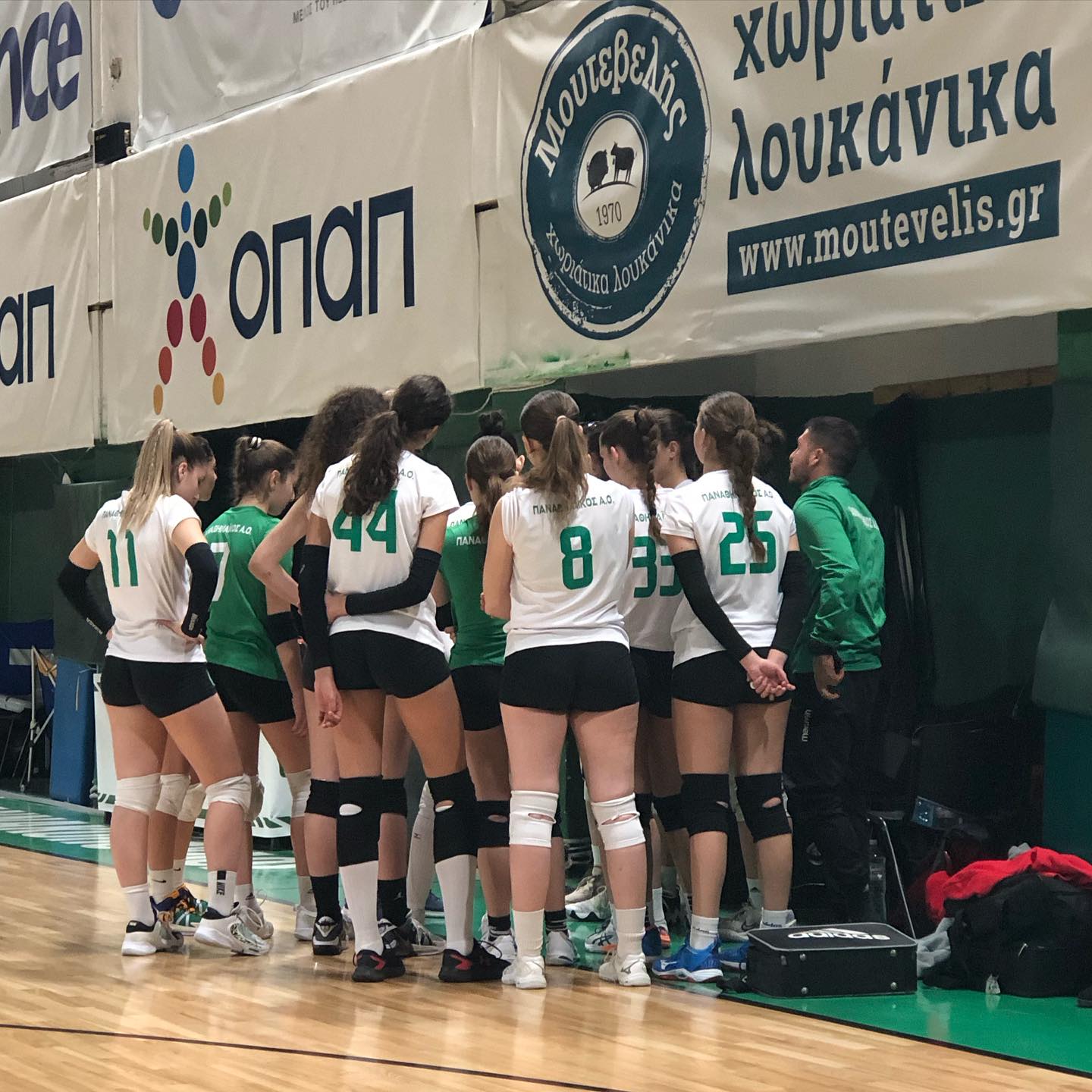 Νίκη για την Κ18