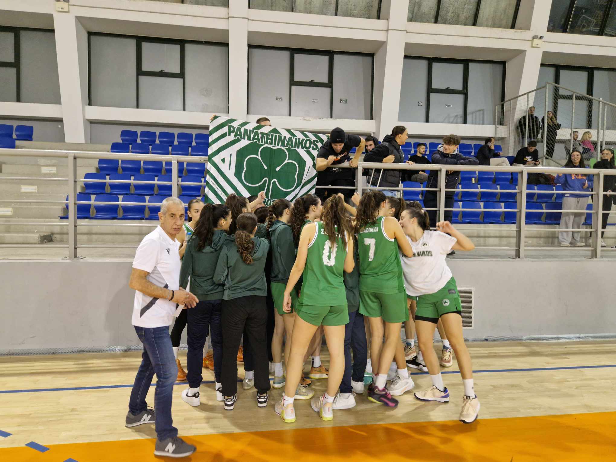 «Τριφυλλάρες…» 64-36 τον ΟΣΦΠ