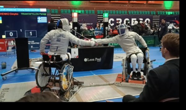 Σπουδαία πλασαρίσματα και στο βάθος… Παρίσι