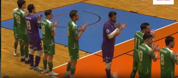 Τριάρα με διακοπή…