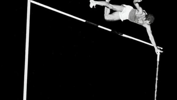 Σαν σήμερα το 1973-Πέμπτος στην Ευρώπη ο Παπανικολάου