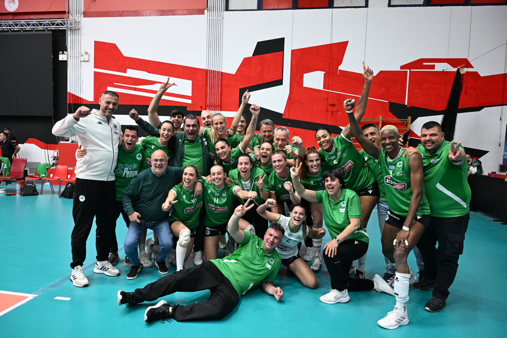 Three-Peat Πρωταθλήτριες!