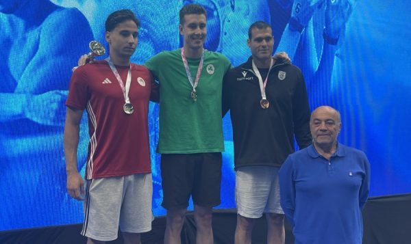 Στην κορυφή ο Γκολομέεβ