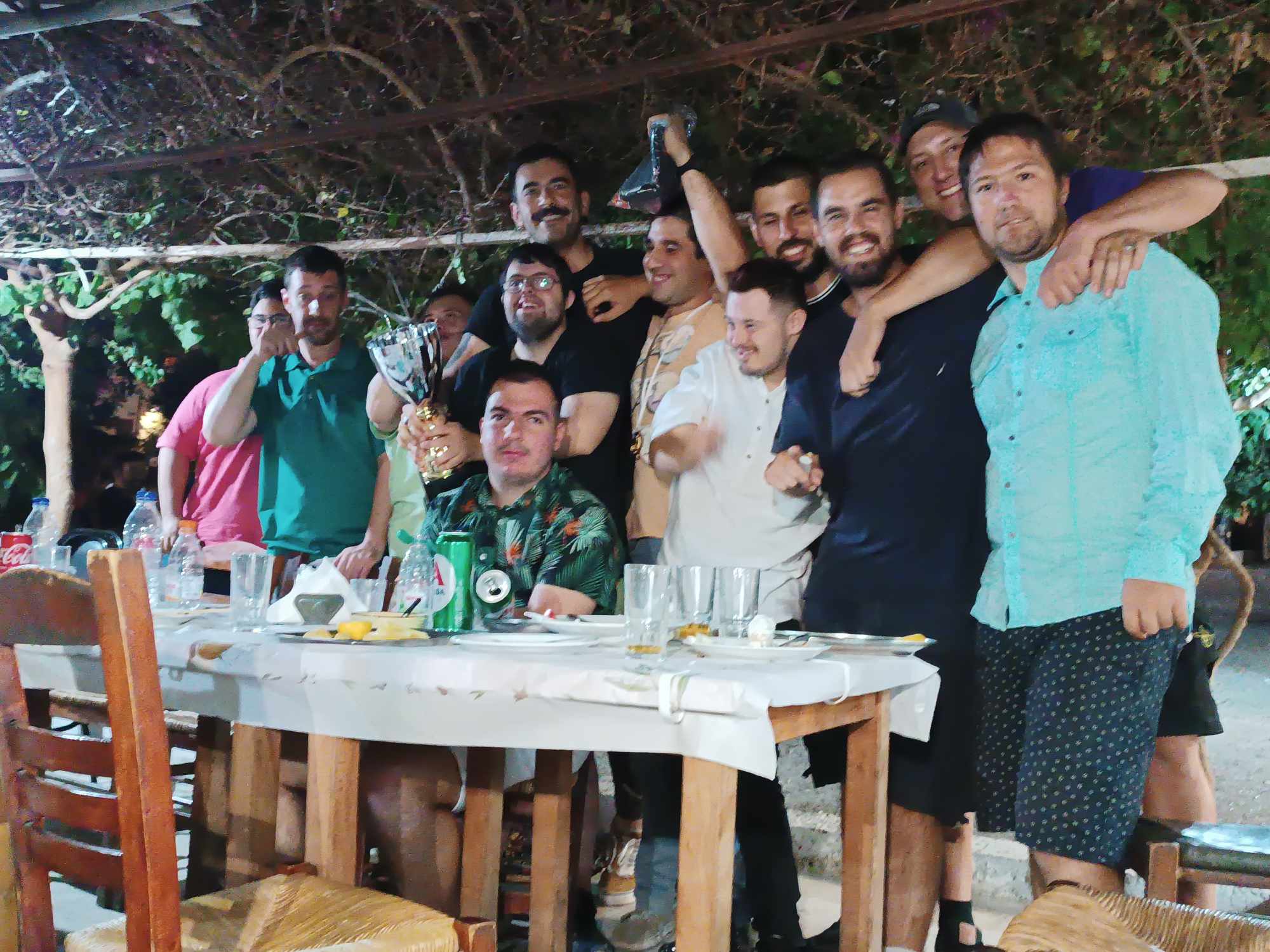 Όταν κοιμάστε άλλοι γράφουν ιστορία…