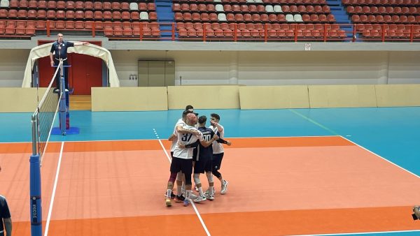 Φιλική νίκη με τέσσερις «πράσινους»