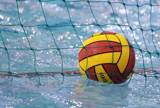 Νικηφόρο ξεκίνημα για τους Έφηβους