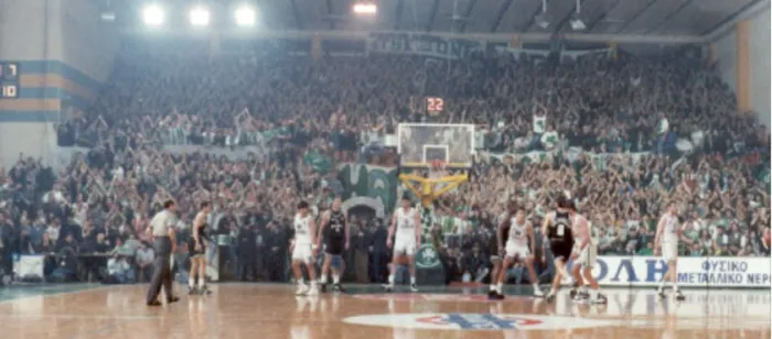 Σαν σήμερα το 1995- Θρίαμβος στη Γλυφάδα!