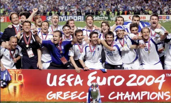 Σαν σήμερα το 2004- «Πράσινη» Εθνική  στην κορυφή της Ευρώπης