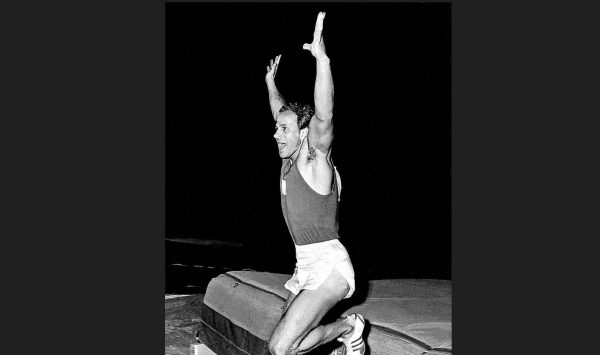 Σαν σήμερα το 1970 -Το παγκόσμιο ρεκόρ του Παπανικολάου!