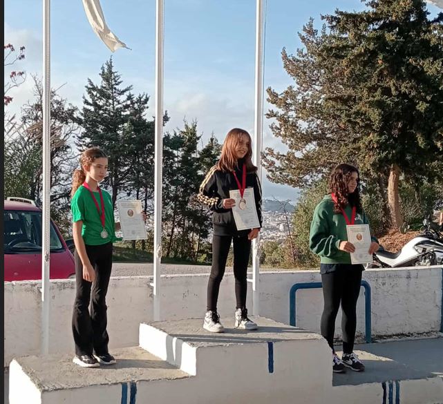 Εύστοχο τριφύλλι!