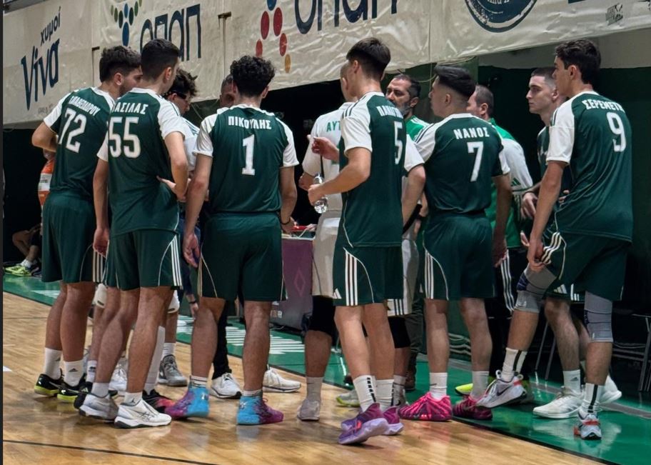 Πρόκριση στη φάση των 12