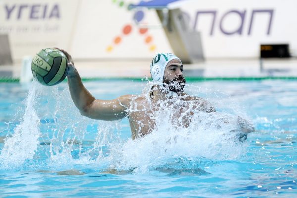 Πρώτος και αήττητος