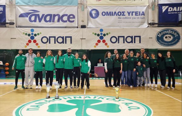 Αποθέωση για τις γυναικείες ομάδες πυγμαχίας και άρσης βαρών!