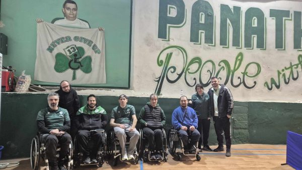 Η Τριφυλλάρα στη Θύρα 12