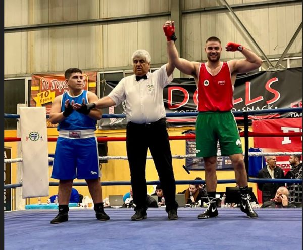 Τους στρίμωξαν στα σχοινιά