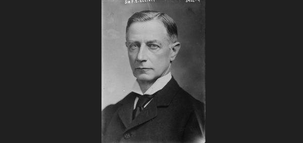 Ο «πράσινος» πρέσβης Έλιοτ Φράνσις που έπαιζε τένις!