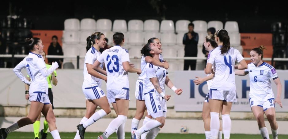 Διπλό με συμμετοχή της Πούλιου