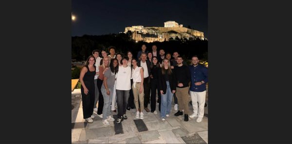 «Πράσινο» γεύμα κάτω από την Ακρόπολη