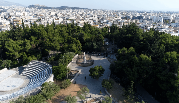 ΠΑΝΑΘΗΝΑΪΚΟΣ ΚΟΛΩΝΟΥ