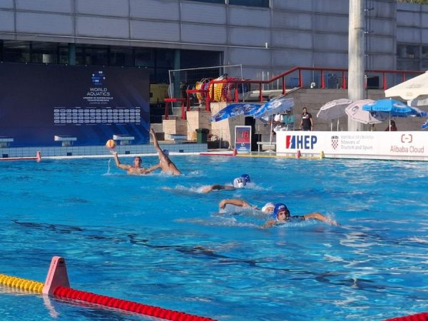 Κυρίαρχη η Εθνική Παίδων με πέντε «τριφύλλια»