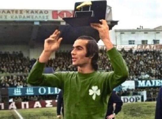 «Ασημένιο»… παγκόσμιο παπούτσι !